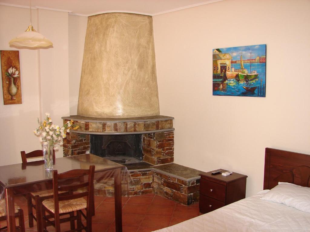 Makronas Apartments Karystos  Ngoại thất bức ảnh