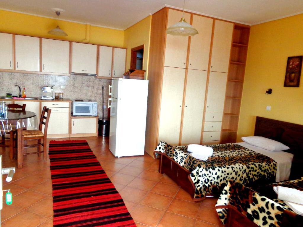 Makronas Apartments Karystos  Ngoại thất bức ảnh